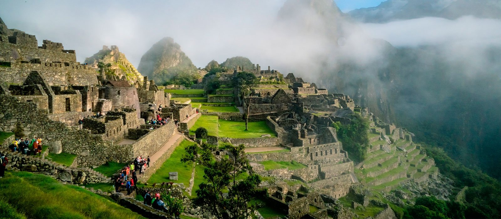 MACHU PICCHU PERU