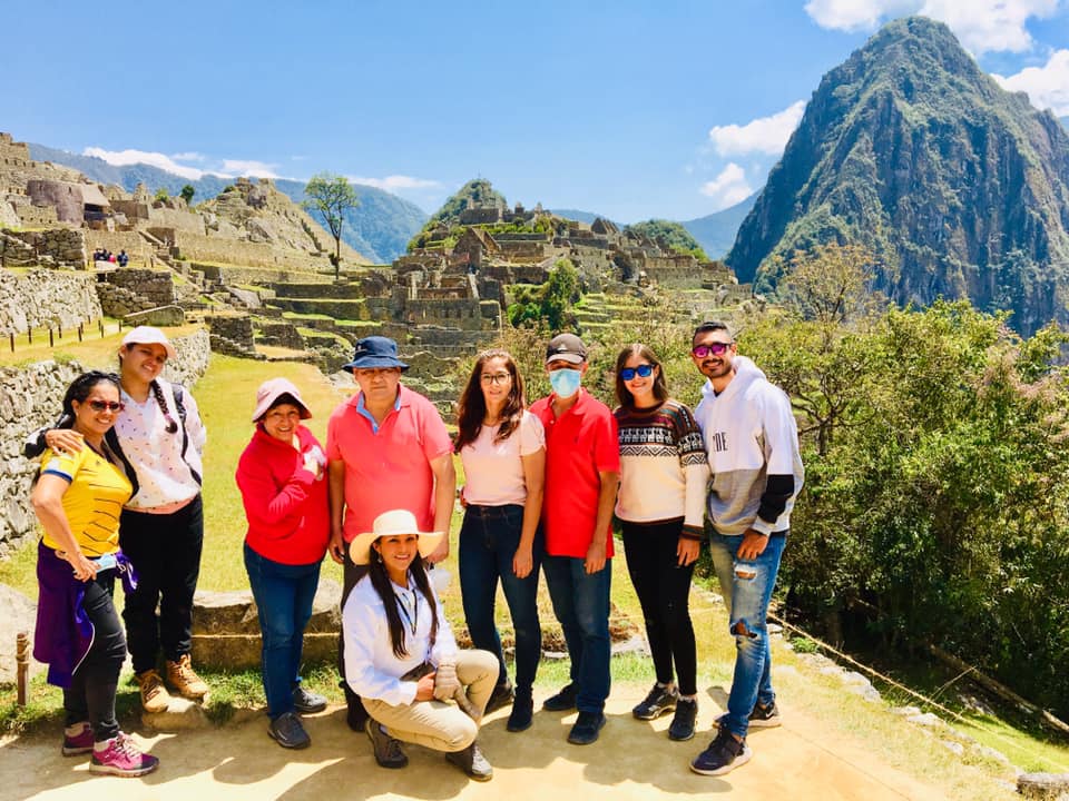 MACHU PICCHU PERU